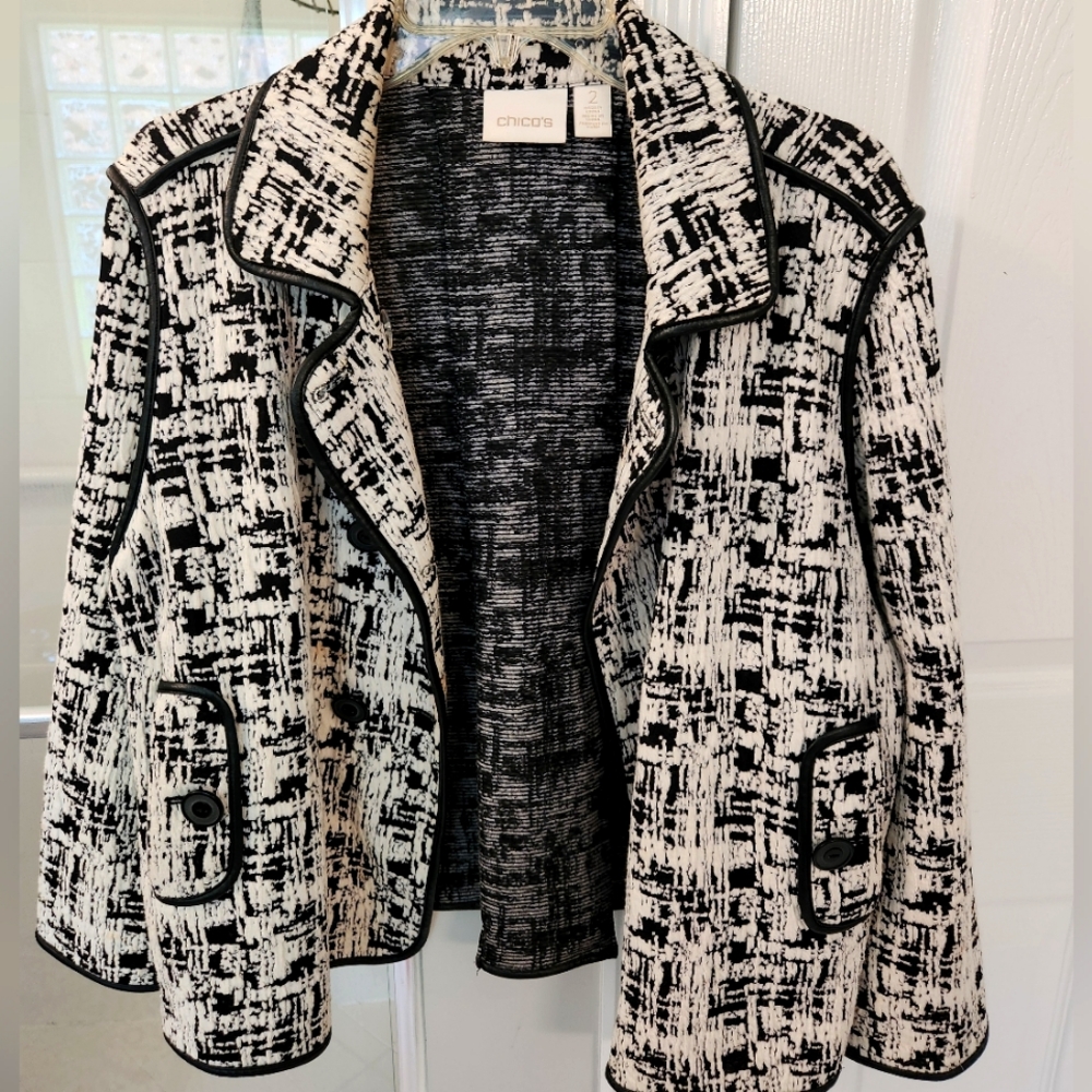 Chicos 2 jacket with pockets